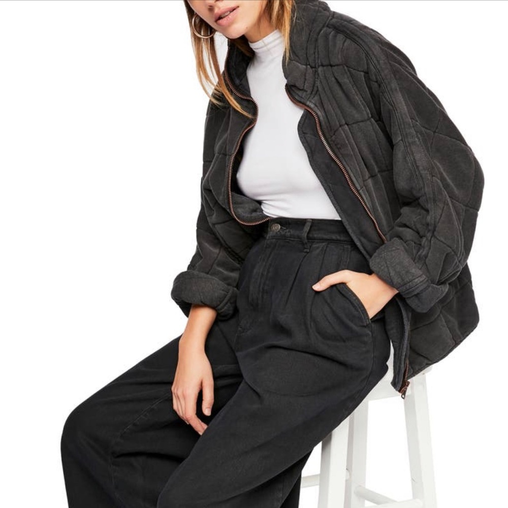 Free People Dolman Sleeve Quilted Jacket in Black size Small EUC